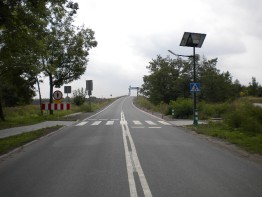 DW 921 ul. Legnicka - oświetlenie solarne przejścia dla pieszych